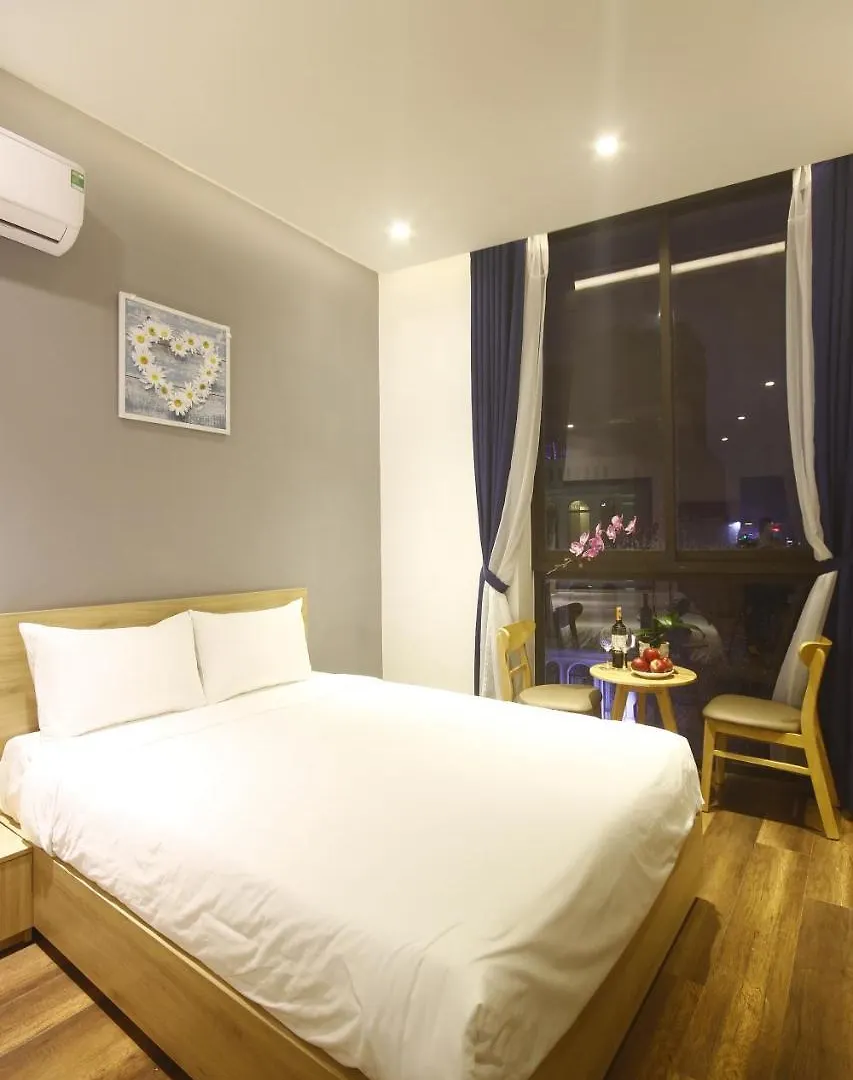 King House Villa Hotel & Spa Дананг