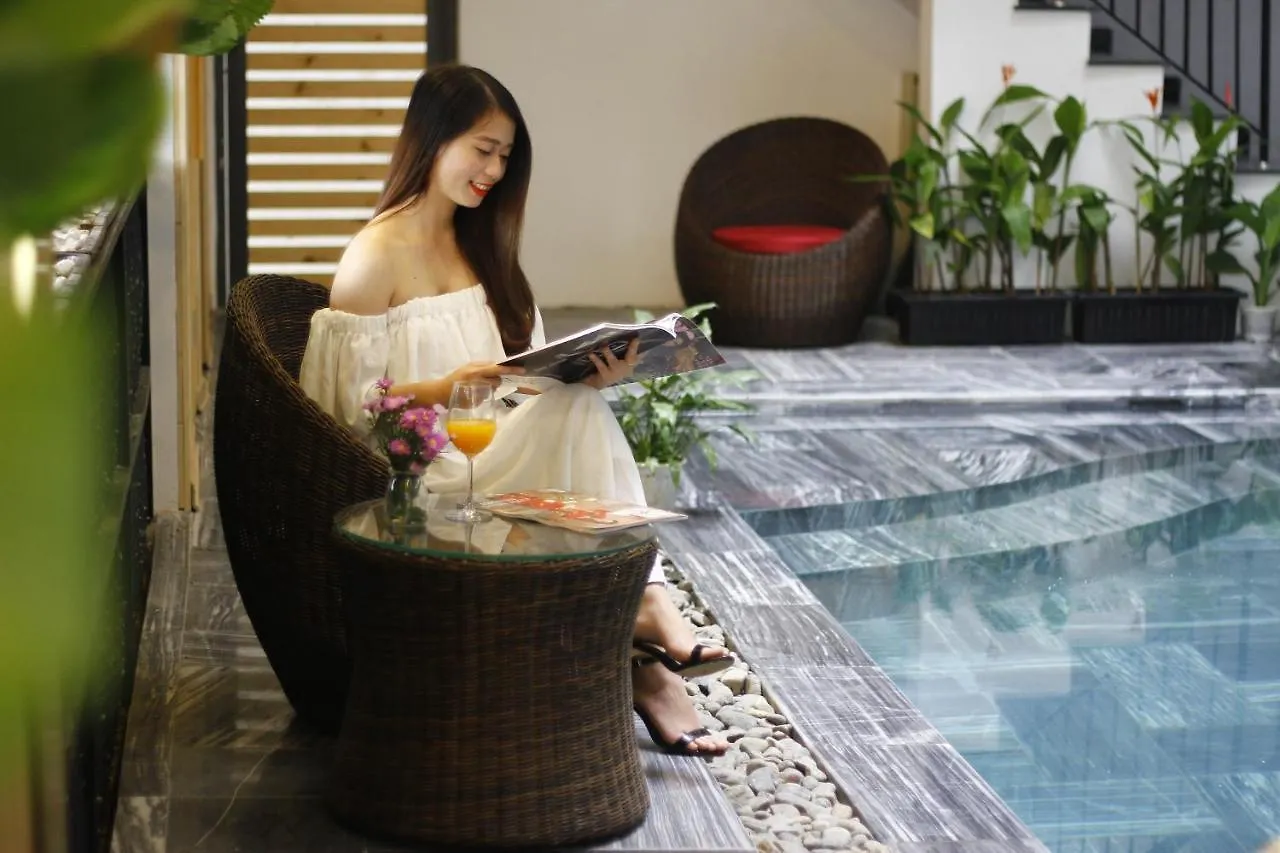 King House Villa Hotel & Spa Дананг